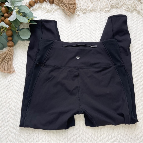 Lululemon Athletica | On Your Mark Crop (23")
Black - Picture 3 of 10